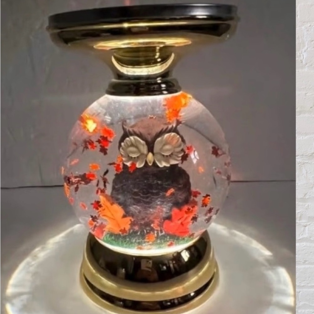 Bath & Body Works Owl Globe 3-wick Candle Holder With Swirling Leaves.